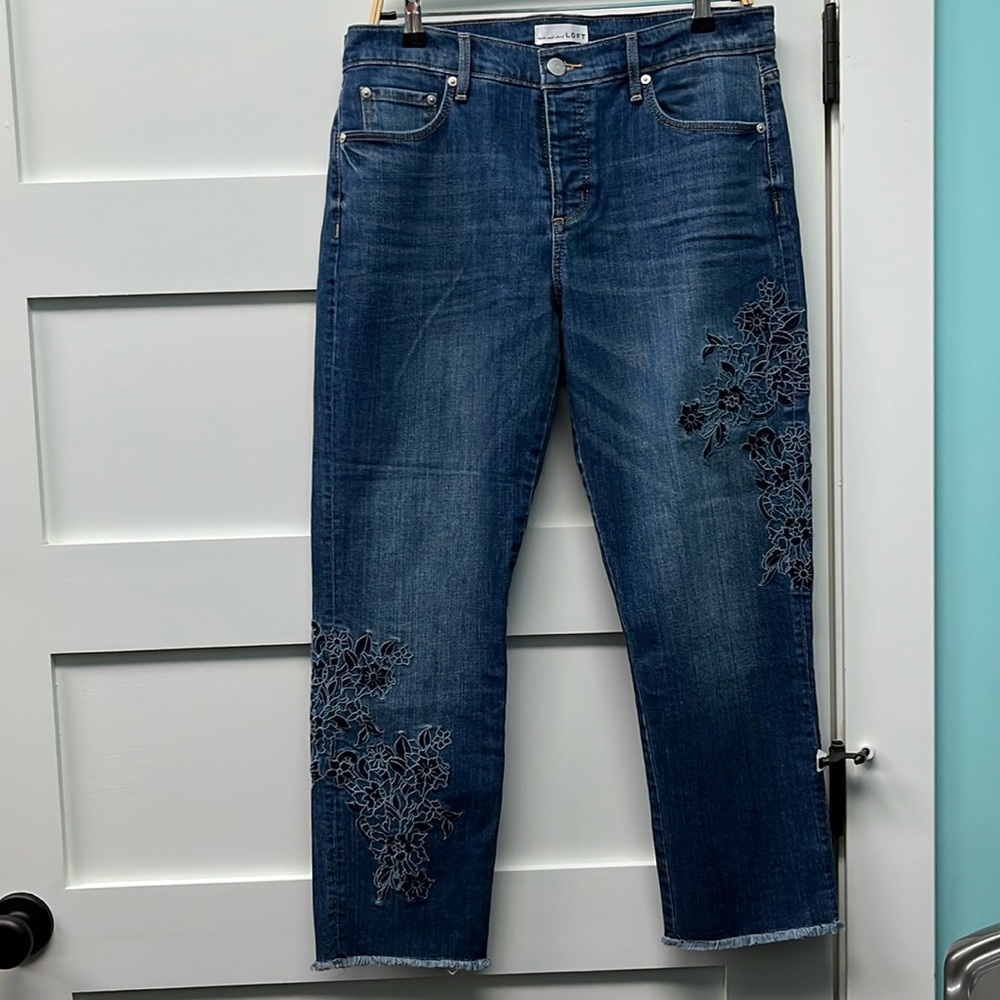 LOFT Boyfriend Jeans with Floral Embroidery Size 8 / 29